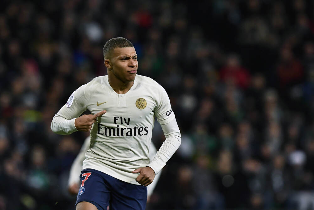 每日一题丨小学生总爱做“显眼包”，老师该怎么办？